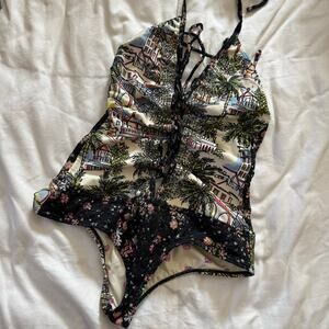 PARADIZIA Black and White Lace Up Halter One Piece Swimsuit Size Small casual